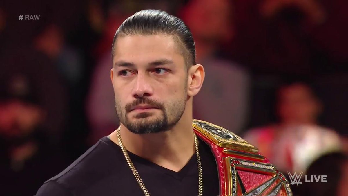 wweespanol's tweet photo. GRACIAS ROMAN! 
@WWERomanReigns #RAW #WWExFOX https://t.co/x9yzW1ZdMu