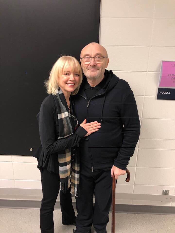 WorldofGenesis's tweet image. #PhilCollins and #MarilynMartin together again! Taken tonight!#SeparateLives @PhilCollinsFeed
