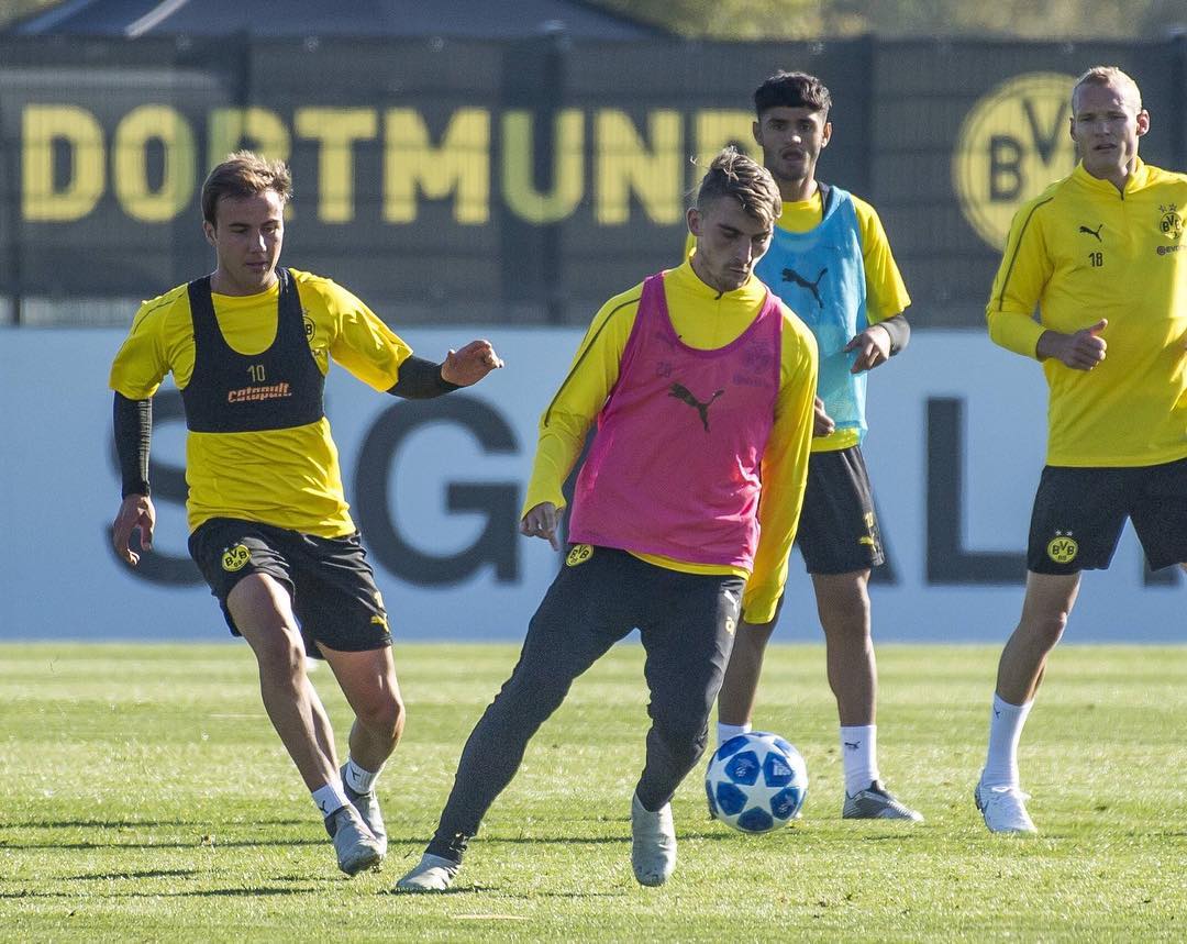 thank you <a href="/BVB/">Borussia Dortmund</a> , God bless us #THEONES - stefantommy - <a href="/JAL_Official_jp/">JAPAN AIRLINES【JAL】</a>