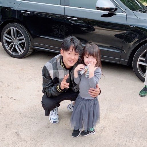 980106_SW's tweet photo. 181023 이승우 인스타그램 업데이트 #이승우 https://t.co/nuV9JDYhL7