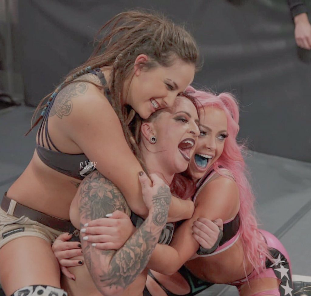 RubyWithAKick's tweet image. Seeing the disappointment in all three of your faces is always so satisfying. Enjoy tonight’s defeat eating you alive.

See you Sunday, losers.