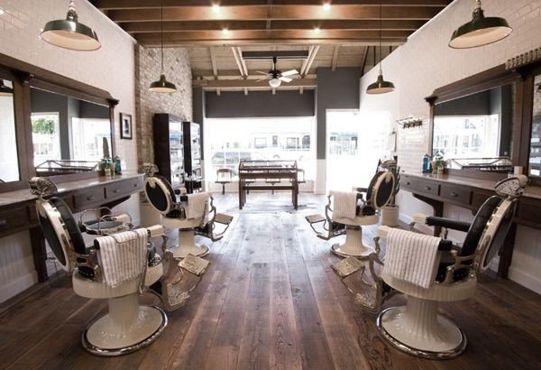 Good morning everyone,
Today I'll be in Toddington at the New Village Hall from 8am to 5.30pm. Pop in for a great cut to keep you fresh throughout the week, there is plenty of free parking available right outside the van. 💈✂️💈

thebarbervanltd.co.uk