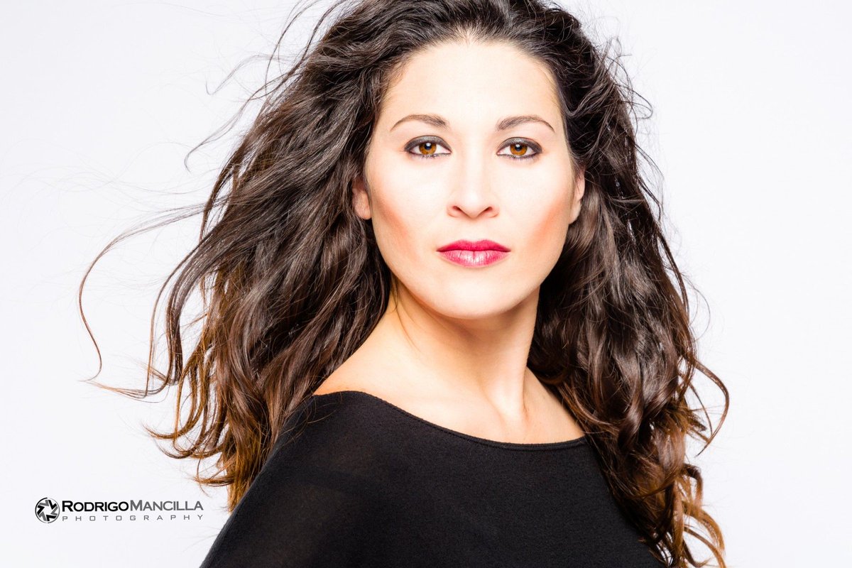 ompglobal's tweet image. Rodrigo Mancilla Photography's #OneModelPlace portfolio features some #stunning head shots. Visit his portfolio - #OMP ID 978527 buff.ly/2q6FNvQ. Hire #photographers #models &amp;amp; other #artists on buff.ly/2LkY3tK #modelling #IOTD #instagood