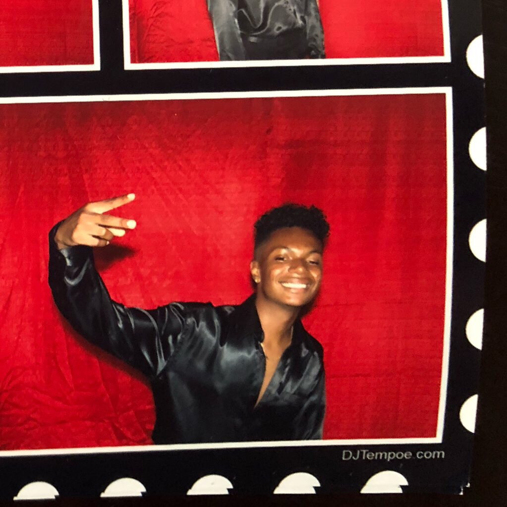 kyreeramiro's tweet image. first and last homecoming🌟 #hoco2k18 *i’m so lateee!!!!!*