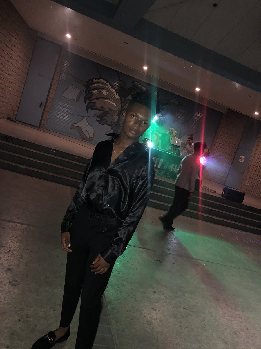 kyreeramiro's tweet image. first and last homecoming🌟 #hoco2k18 *i’m so lateee!!!!!*