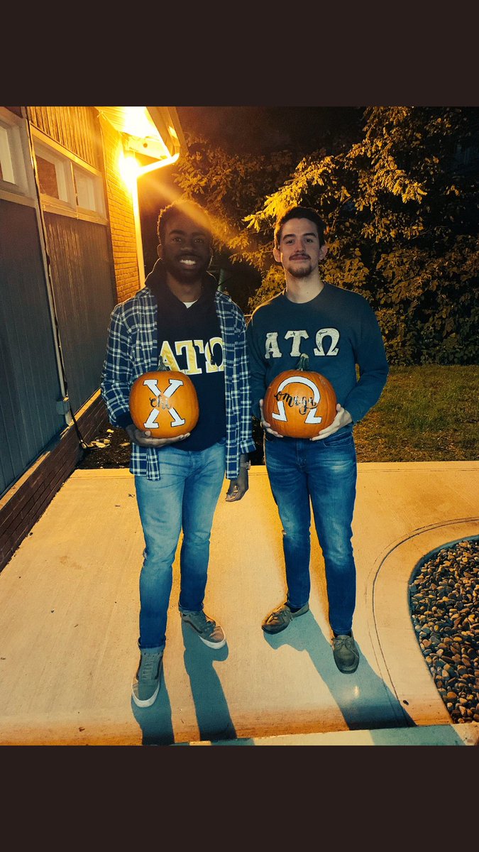 Chi_Factor2018's tweet photo. @ATO_KentState is getting in the spooky spirit for Chi Factor 🎃🌟 https://t.co/uZnNoGOFGG