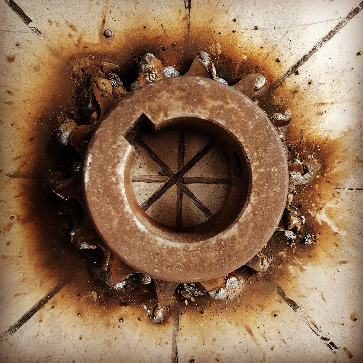 EntropyBoat's tweet image. Plastic shredder in progress #Ethereum #plasticpollution #environmental