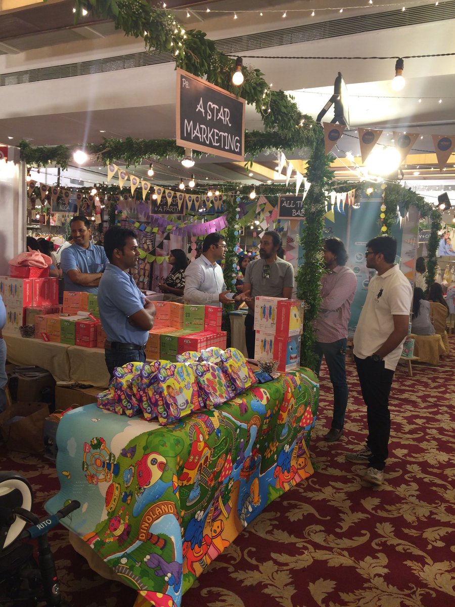 DwingulerIndia's tweet photo. It was amazing to be a part of The Mommy Network Pop up held at Mumbai a week ago. Take a look at few moments captured during the exhibit. Visit https://t.co/pjpcLpc2lT and https://t.co/E1ZH59E22L https://t.co/ciQo2PNwg0