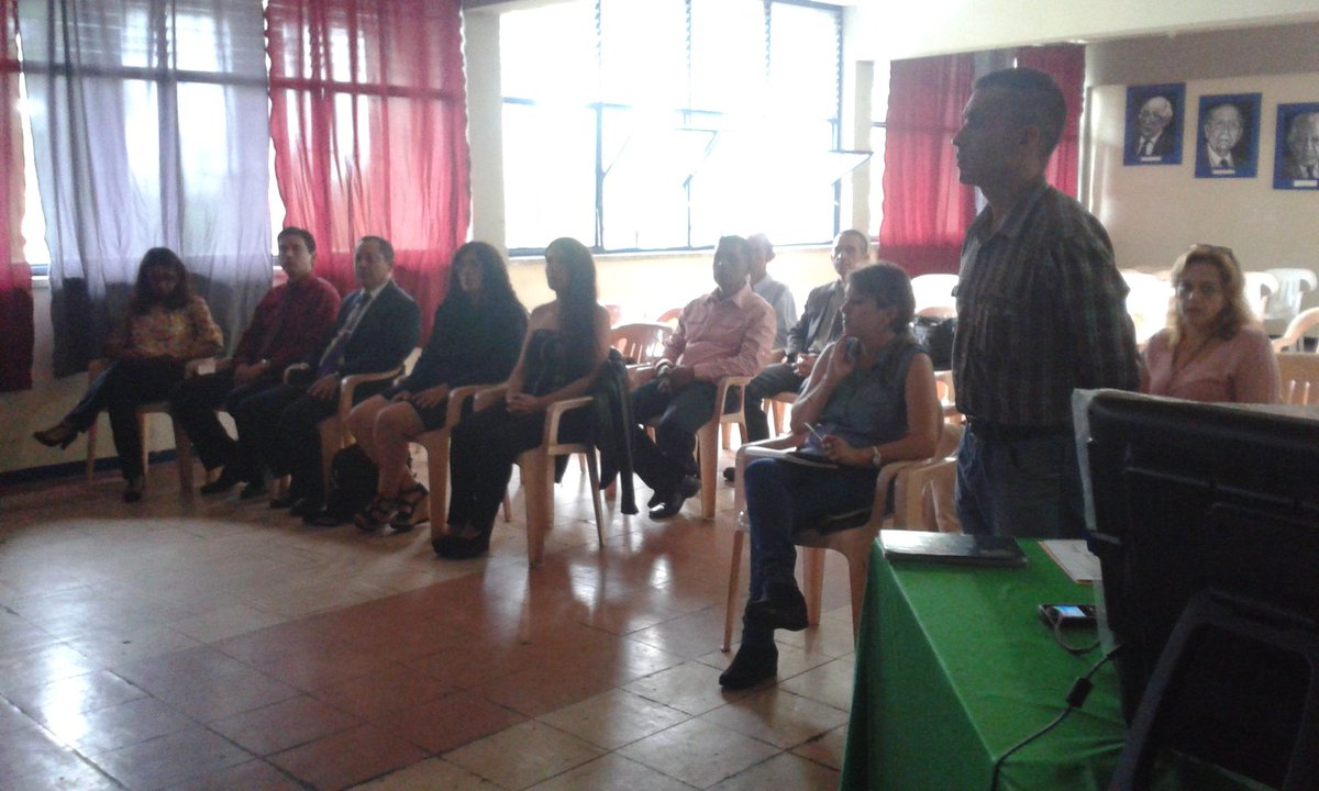 Municipio Ayacucho. Táchira.  Experiencias significativas se evidenció en el encuentro de trabajos de grado del PNF de Escuelas Técnicas. @psuvaristobulo <a href="/charlychaves/">Charly Rojas Chaves</a> <a href="/Crazet2011/">Crazet2011</a> <a href="/MmsrTachira/">MMSR.TACHIRA</a>