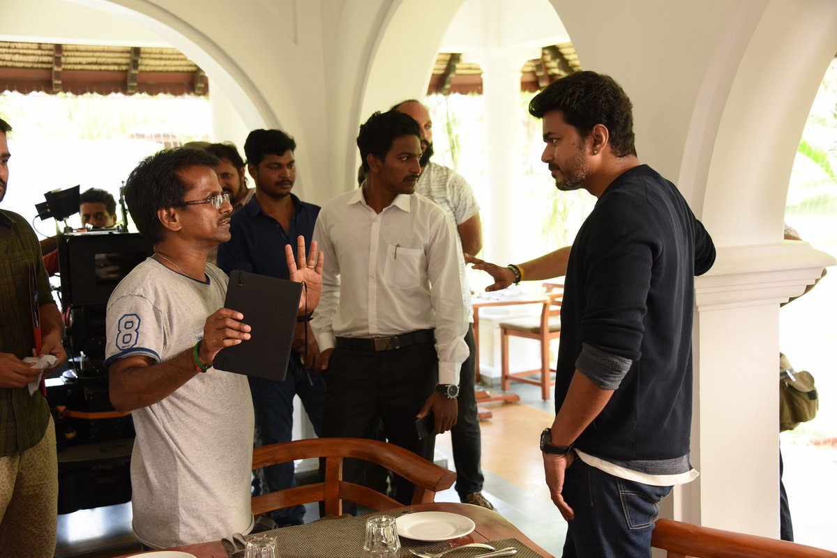 Thalapathysm's tweet photo. EXCLUSIVE : Official #SARKARUHD Stills from TELUGU Distributors. 
(No Watermarks) 

Album Link - https://t.co/RxEoAHFLZg 

(5 Stills - 23.6MB)

#Sarkar HD Stills For Banner &amp; Flex. @actorvijay @SarkarMovieOffl 
#SunPictures #AandPgroups #DFocus https://t.co/uFeuMLJXQ2