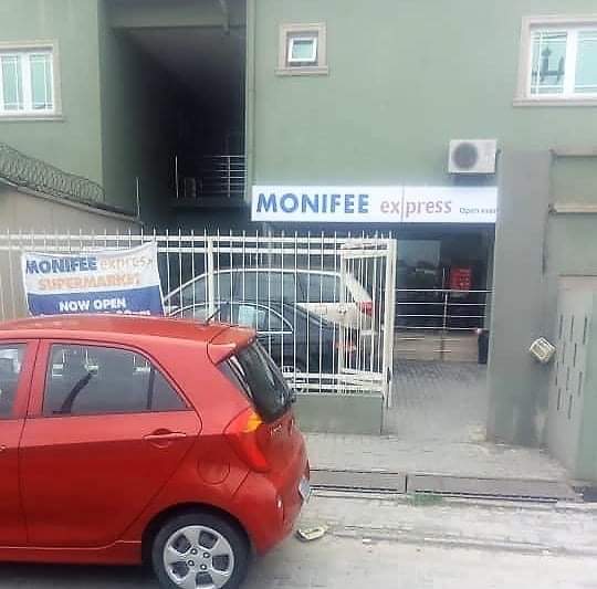 GSRLightings's tweet photo. Lekki people, we've got you 👐 Get your supplies of GSR light bulbs HERE - Monifee Express Supermarket stocks our brand of energy-efficient bulbs 
Have you got yours? 
Send enquiries to info@gsrlightings.com.ng today.  We light you up!
#stockistalert #whitebulbsinLagos #ledlights https://t.co/vFN61PgQkc