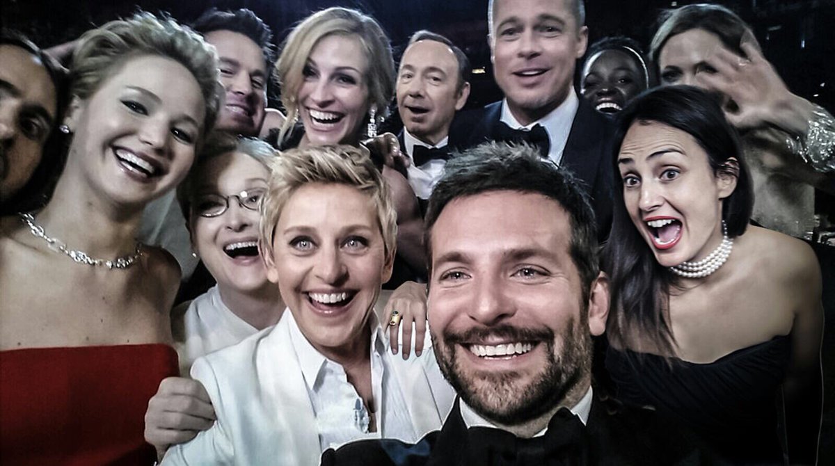 rosscaneva's tweet photo. I told Bradley and Ellen, that I am not an italian actress not from sicily and not even famous at all but they insisted ... GOODMORNING! #loveellendegeneres 💓 #selfiemania #rosscanevadiary #funtuesday #iwasheremaybe #lol #italianCrazyGirl #fromMilan @TheEllenShow https://t.co/qVOYAPZ7Wg