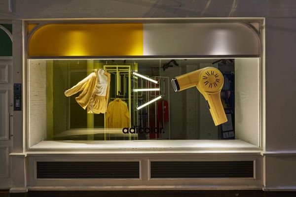 VisualRetaiIing's tweet photo. For all the #VisualMerchandising lovers out there ❤️ 
A panel of industry experts created a shortlist of the 11 best store window displays that have featured in @retailfocus from 11/2017 to 08/2018. Go and vote now for your favourite 🎉 https://t.co/PMumqxX3GP https://t.co/2VKtg5C6pB