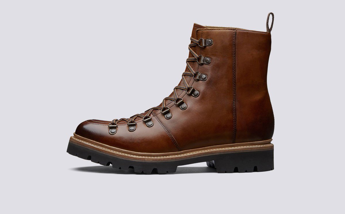 Thanks <a href="/Oliver_Cheshire/">Oliver Cheshire</a> 

Brady our Men's Hiking Boot is a must have for Oli Cheshire’s Style Picks: The countryside weekend edit for <a href="/thegentsjournal/">Gentleman's Journal</a> 

thegentlemansjournal.com/article/oli-ch…

#grenson #menswear #gentlemansjournal #olivercheshire #hikingboots #grensonboots