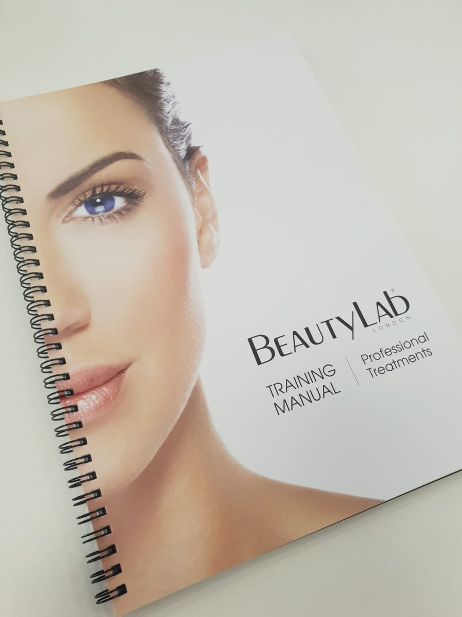 Rebecca is at @Gerrard_Int HQ today training in the <a href="/BeautyLabLondon/">BeautyLab London</a> Glycopeel facials 💕