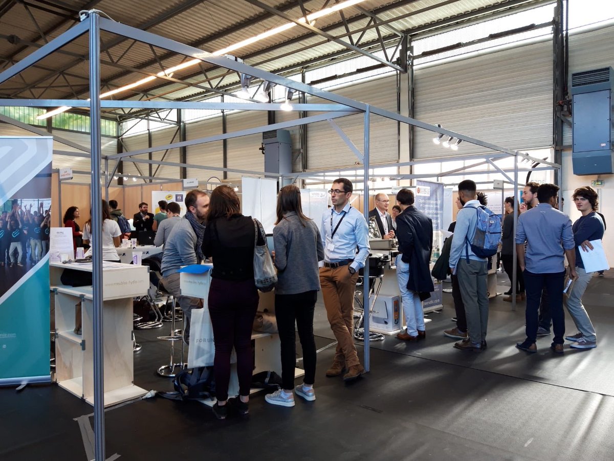 #ForumbyINSA : un espace startup &amp; innovation dédié sur le <a href="/ForumINSA_Ent/">Forum by INSA</a> &gt; <a href="/BEENETIC/">BEENETIC Systems</a> <a href="/Easy_Mile/">EasyMile</a> <a href="/sigfox/">Sigfox</a> #Wifor recherchent des ingénieurs <a href="/INSAToulouse/">INSA Toulouse</a>