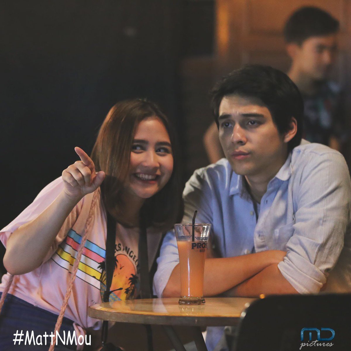 MattNMou's tweet photo. Coba bikin caption untuk foto ini... 😁💙💖

#MattNMou #PrillyLatuconsina #MaximeBouttier https://t.co/uWtZ1TKuGm