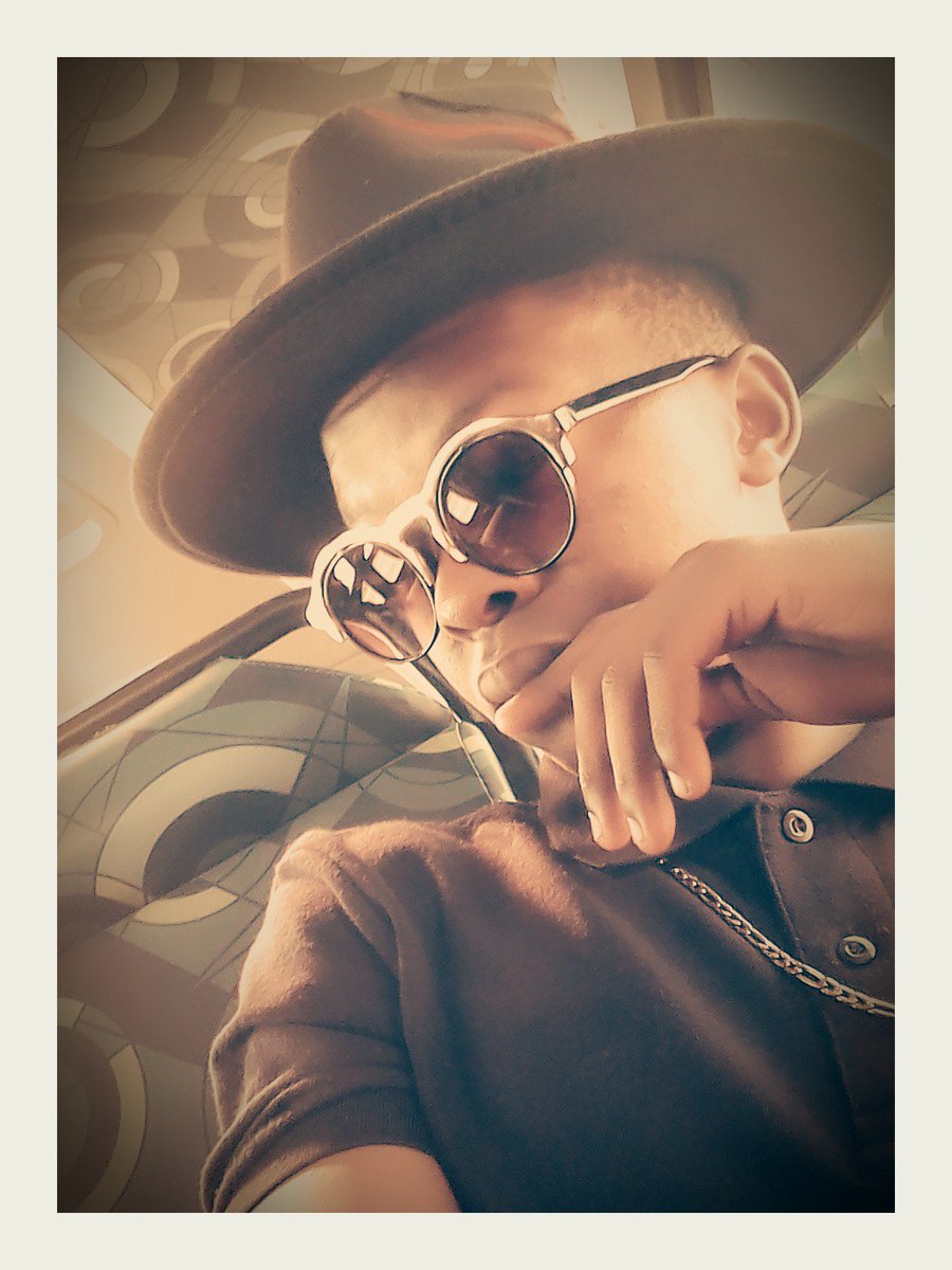 KatModeep's tweet image. Happiness aker😇😇😇