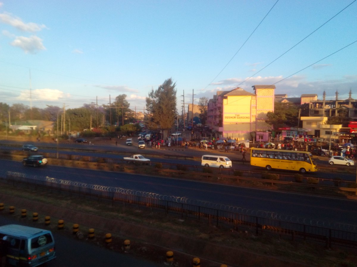 BushfireEnt's tweet image. Kenya is a beautiful country..pic taken on Sunday Evening..the sunset on Sets in.Time take some tea.