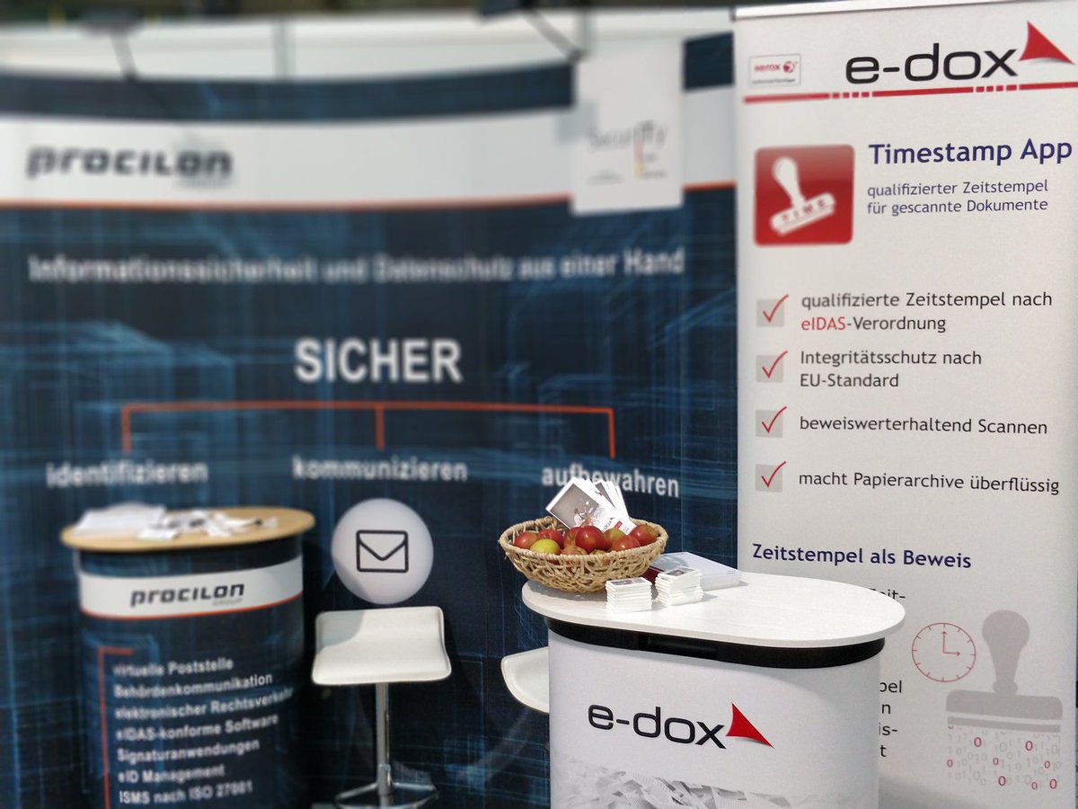 edoxAG's tweet photo. Gleich geht es los #itof2018 im schönen #dresden. Der Flughafen DD ist für die kommenden zwei Tage Dreh- und Angelpunkt für die sächsischen Verwaltung zum Thema #it und #Digitalisierung . Wir sind mit dabei #trresiscan #zeitstempel https://t.co/L0nGR49Q79