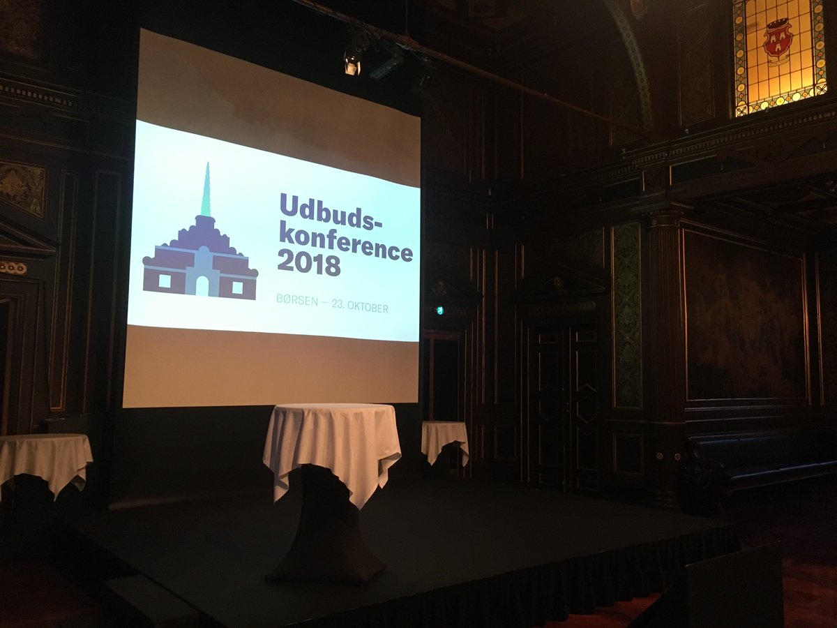 BrianAMikkelsen's tweet image. I dag inviterer @danskerhverv indenfor til Udbudskonference 2018. Der stilles skarpt på dialogen mellem offentlige ordregivere og private tilbudsgivere. @samspil lancerer på konferencen ny analyse, som ser på prisen for samarbejde med hhv. det offentlige og der private #dkpol
