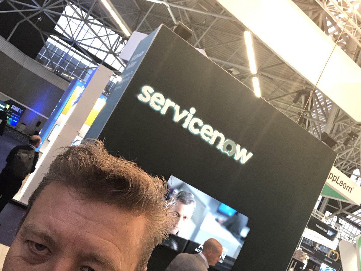 joostSluijs's tweet image. Live 4 employees in a day #easyforemployees