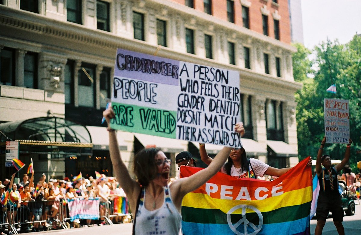 if you see what really matters you’ll read the words: a person, peace & respect 🌈 ✌🏼 #nyc #filmfeed #ishootfilm #filmonly #believeinfilm #back2thebase #grainisgood #filmisnotdead #canonae1 #pride #transrights #transrightsmatter #loveislove #lovewins