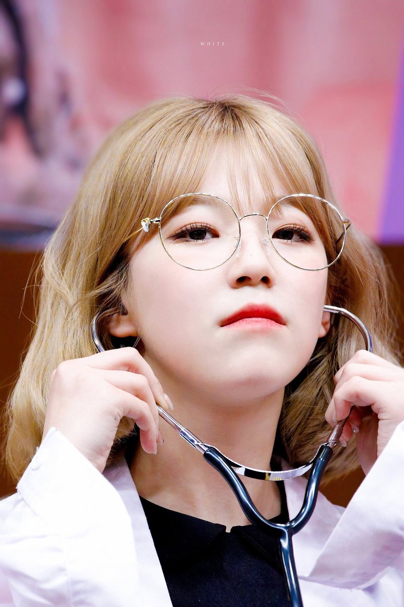 baek jiheon pics (@jiheonarchive) | Twitter