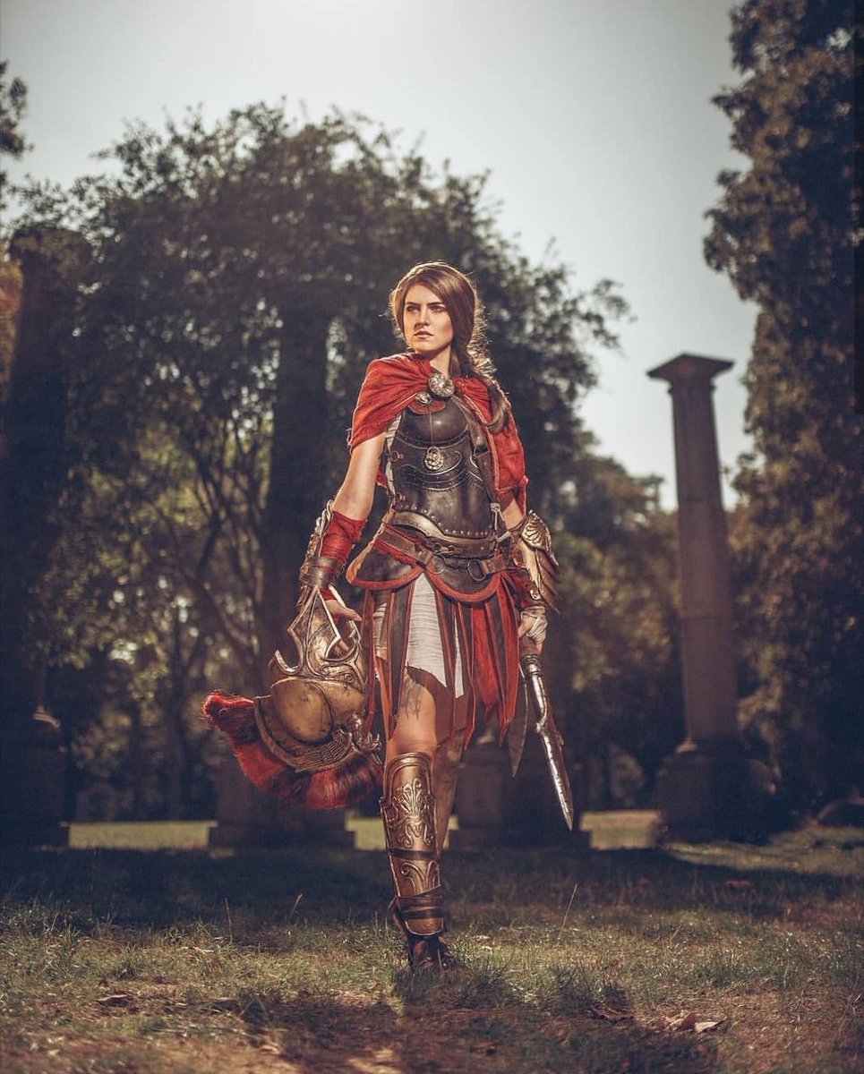 spirauniverse's tweet photo. Empezamos la mañana fuertes compartiendo este maravilloso cosplay de Kassandra (Assassin's Creed: Odyssey). 😍💞💞~DG

•📷 Cosplayer: @MissSkunk 
https://t.co/2pawYehT3P

•📸 Fotógafo: @Eosandy
https://t.co/ZPVmVIqUm8

•📸 Maquillaje: @TheWeaselEye

🦅:https://t.co/tKv5r9o4mS https://t.co/CUWEWHc0SH