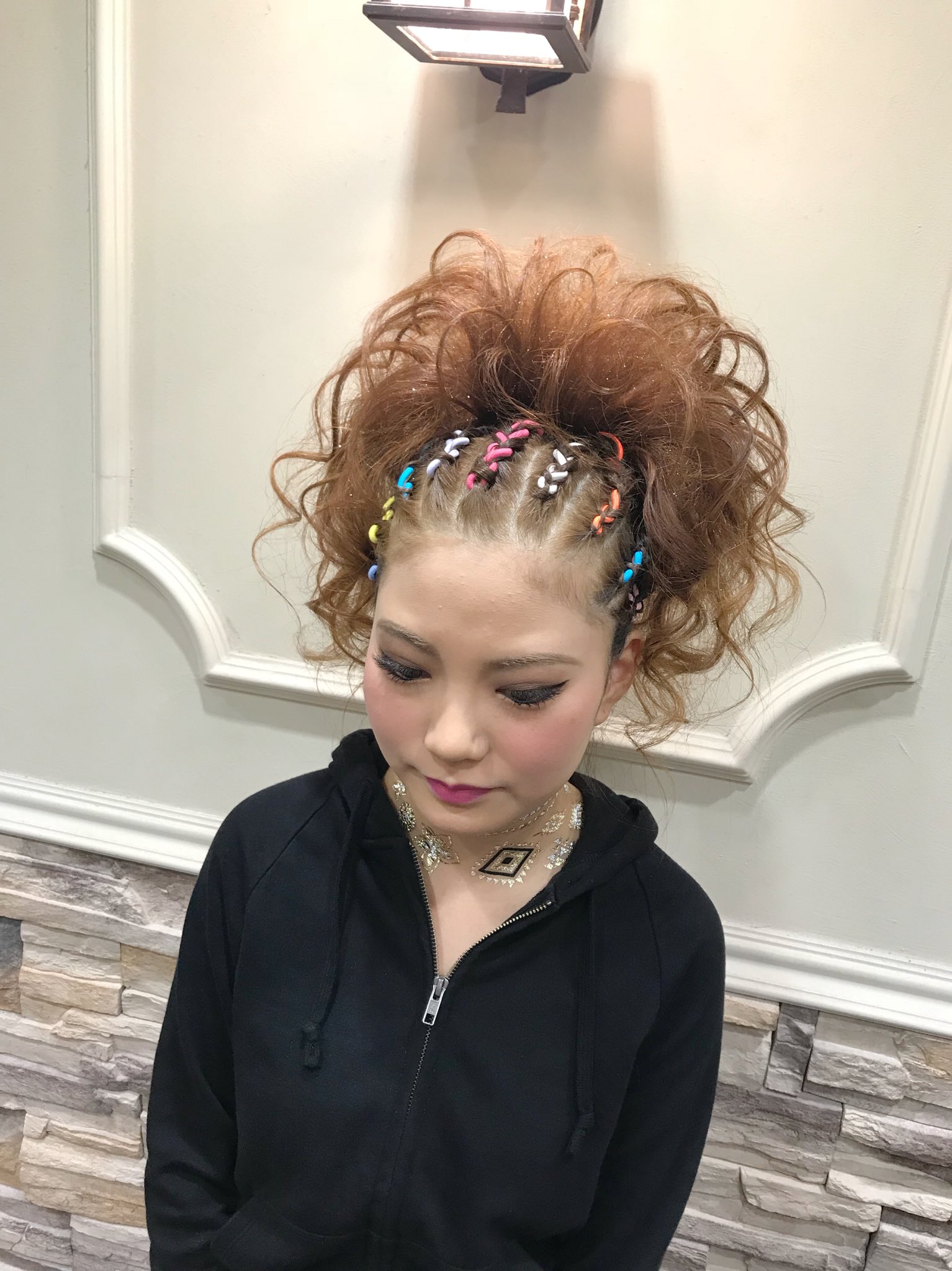 心斎橋 ミナミ セットサロンエース だんじり 祭りヘアセット セットサロン セットサロン大阪 ヘアセット ヘアアレンジ 編み込み ヘアメイク ボクサーブレイズ アップスタイル ヘアセット師 スタイリスト 盛り髪 祭りヘア T Co