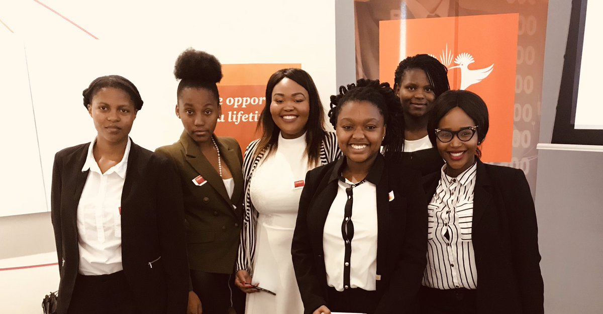 UJAccountancy's tweet image. Looking very professional at @pwc_za #ExtraAUDinary - Lalitha Inc