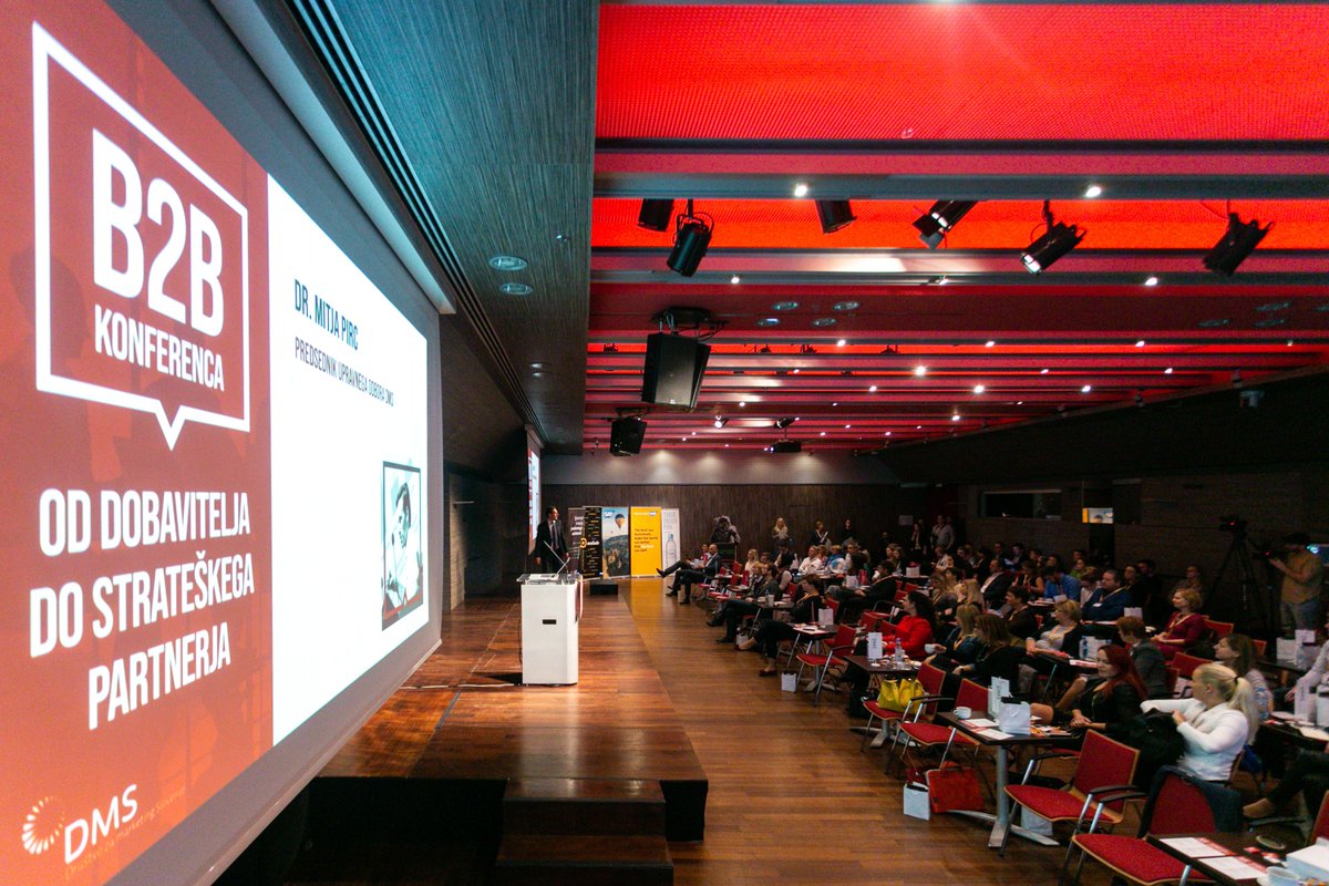 [ZAPIS] Zbrali smo ključne poudarke predavateljev z druge B2B konference, ki so odprli najrazličnejše teme iz #B2B okolja in nam zaupali svoje zgodbe.
Vabljeni k branju. bit.ly/2Esk1Nd #B2Bkonferenca #B2Bmarketing