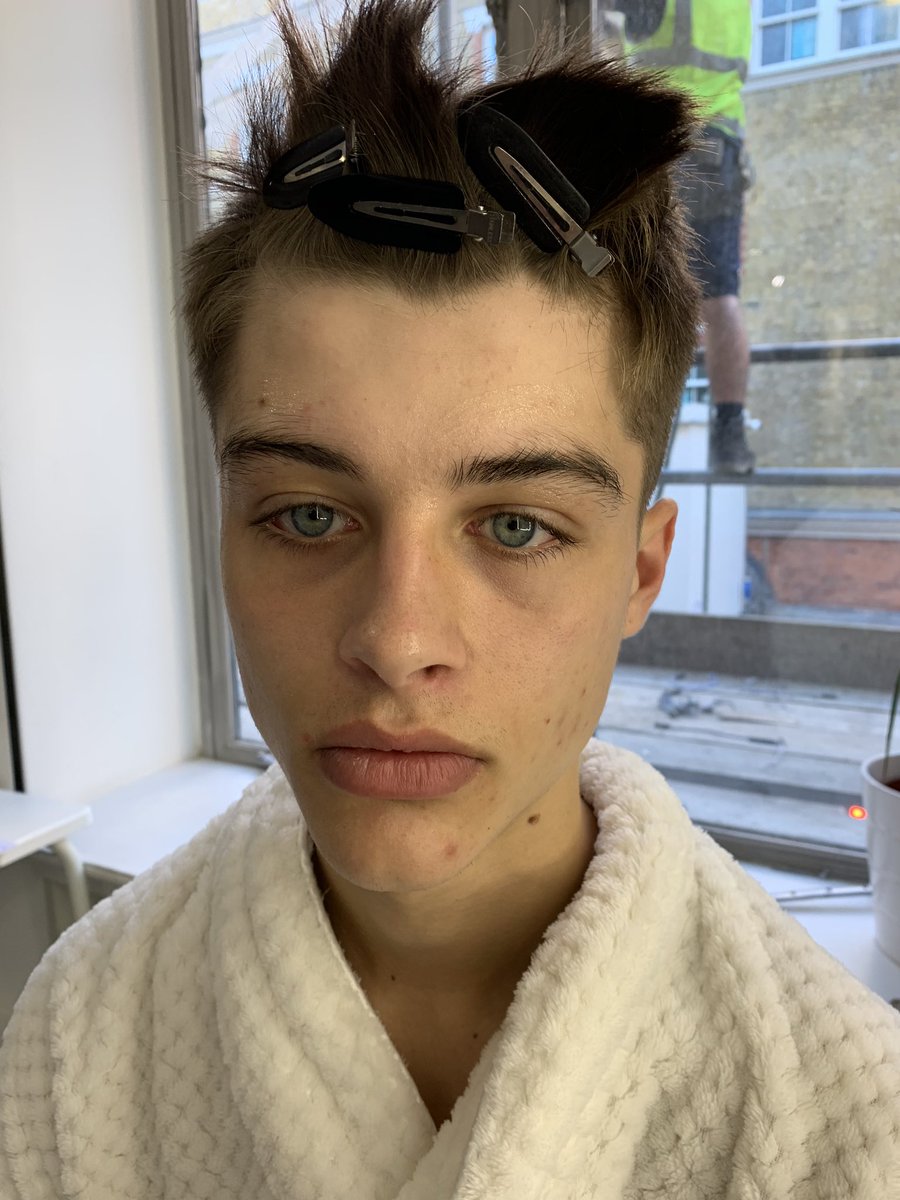 emilyporter__'s tweet image. Before / after. Developing new faces at Premier ready for S H O W S E A S O N! #newfaces #model #modeldevelopment #makeup #hair #browbleaching art direction by Paul Rowland