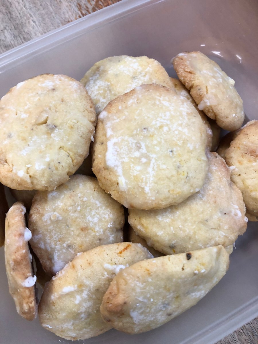 CUH_dietitians's tweet photo. A late (but very welcome) entry for #SpiceWeek #GBBO are dietitian @NicolaSunderla2's orange and cardamon biscuits 🍊
They are YUM. #GDBO #GreatDieteticBakeOff #WhatRDsDo #Baking https://t.co/lNLJ9f4e6P