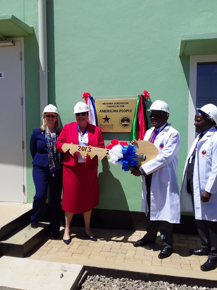 Today we are proud to handover the  new Nkhoma Power Substation and all other new assets in the central region constructed under the $350.7 million Malawi Compact to the <a href="/MalawiGovt/">Malawi Government🇲🇼</a>, thanks to the American people acting under the <a href="/MCCgov/">Millennium Challenge Corporation</a>. <a href="/ESCOM_Malawi/">ESCOM</a> <a href="/USEmbassyLLW/">U.S. Embassy Lilongwe</a> <a href="/EgencoMw/">Electricity Generation Company (Malawi) Limited</a>