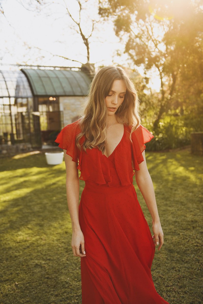 poetrystores's tweet image. The ravishing Oya dress has finally arrived - make sure to get your hands on it before it sells out. Shop the dress range in-store and online: bit.ly/2yRAzrK