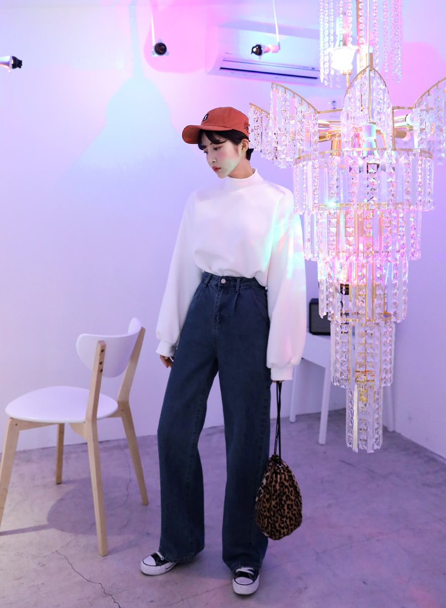 Uzivatel 公式 ゴゴシングjapan Na Twitteru ゆったりフィットだけど腰のラインをちゃんと引き立つ ビンテージな感覚がおしゃれなデニムパンツ T Co Jupjph30hz Gogosing ゴゴシング デニムパンツ ワイド ストリート 秋コーデ 韓国好きな人と Uzivatel 公式 ゴゴシングjapan Na Twitteru ゆったりフィットだけど腰のラインをちゃんと引き立つ ビンテージな感覚がおしゃれなデニムパンツ T Co Jupjph30hz Gogosing ゴゴシング デニムパンツ ワイド ストリート 秋コーデ 韓国好きな人と