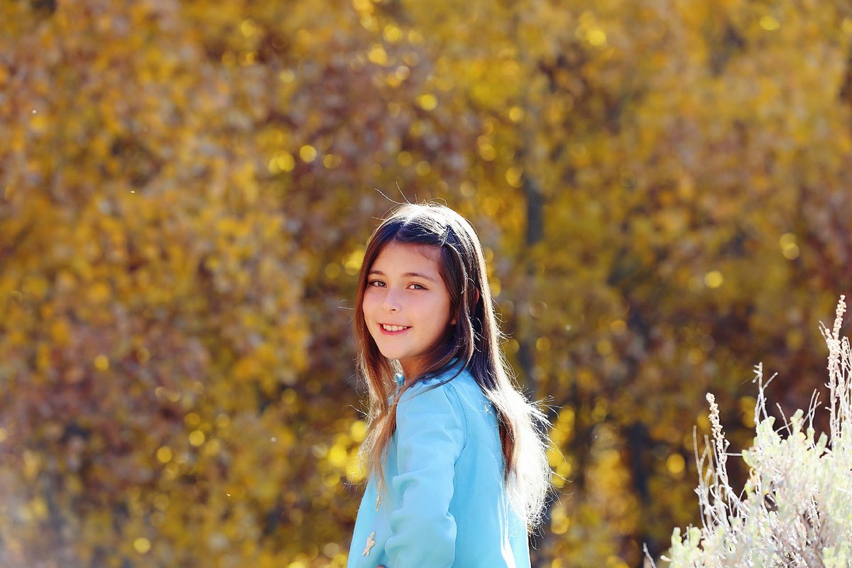kaylavbohan's tweet photo. Blue dress always makes happy mood.💙💙💙 https://t.co/R6xDZS6dcj