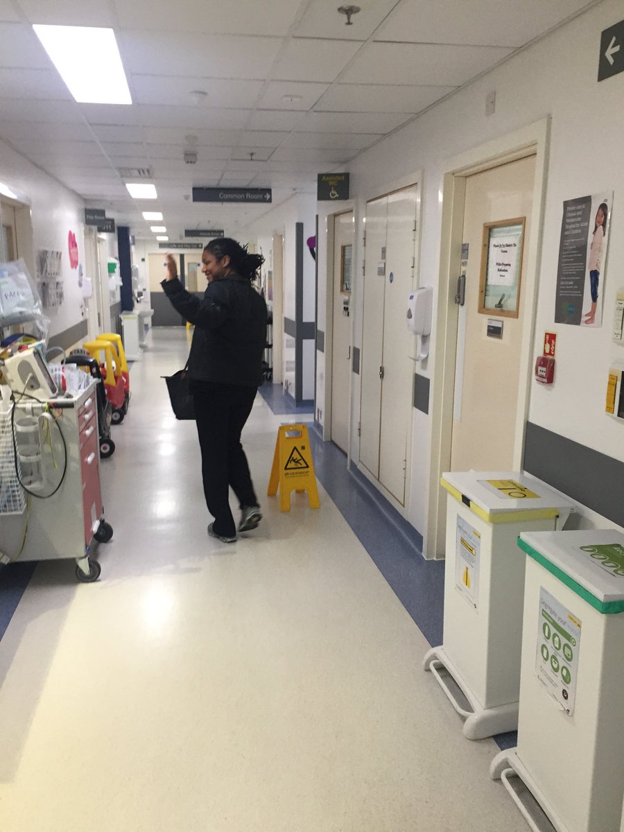BookeditorJane's tweet photo. 10-year-old ds in #chelseasndWestminsterhospital 6 days and counting #burstappendix Goodbye to our amazing night shift nurse after 13 hours #nhs #fantastichumanbeings ⁦@tinysunbird⁩ https://t.co/KoldQ5EgBM