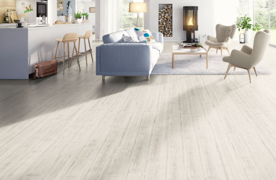 Egger Home 7
Our home laminate range with V4 groove
Product Overview
AC3 / 31
7mm
V4 groove
15 Year Residential Guarantee
JUSTclicSystem
Ideal for heavy domestic use
Egger Home 7 is a simple and affordable laminate range.

Quality made by Egger.