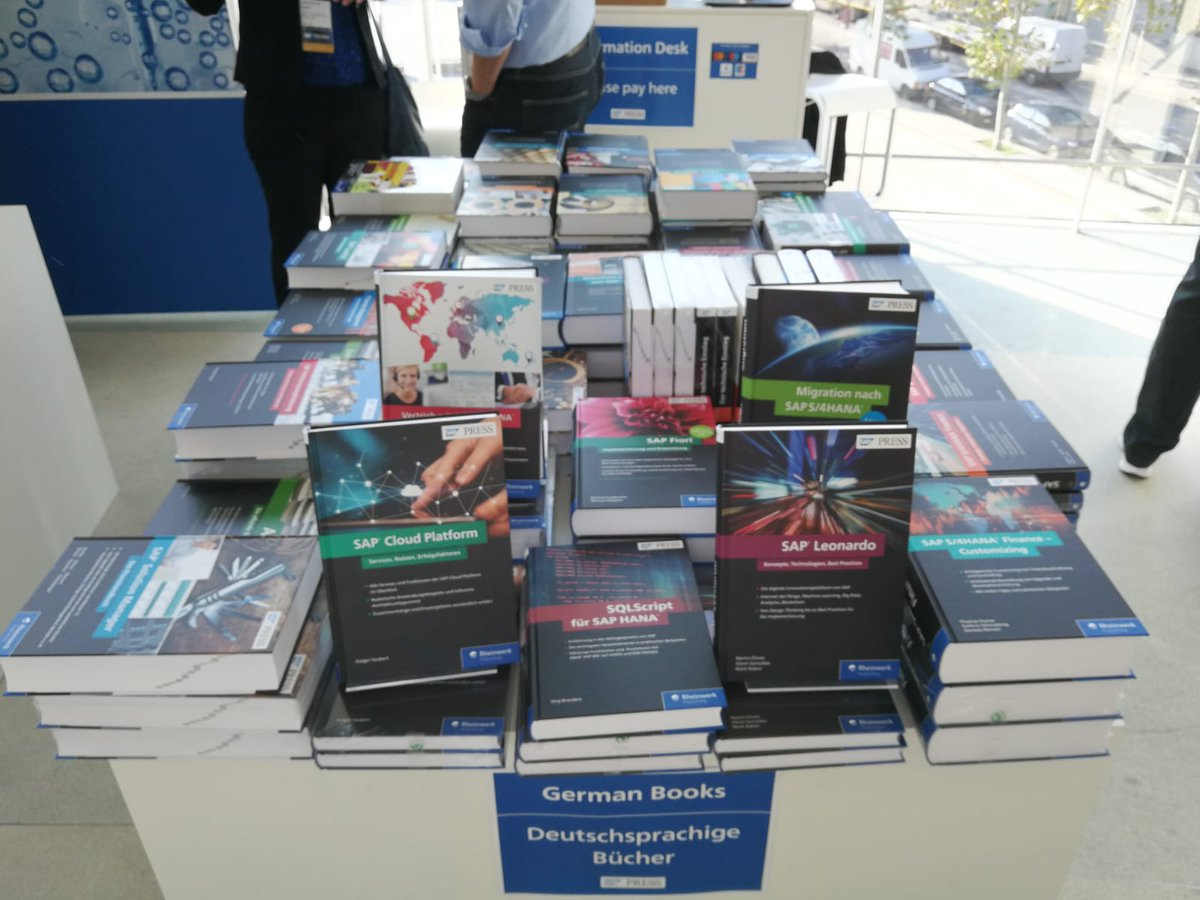 joerg_brandeis's tweet image. Mein Buch über #SQLScript hat es zur #sapteched geschafft! 😀Ich bin leider nicht dabei. 😣