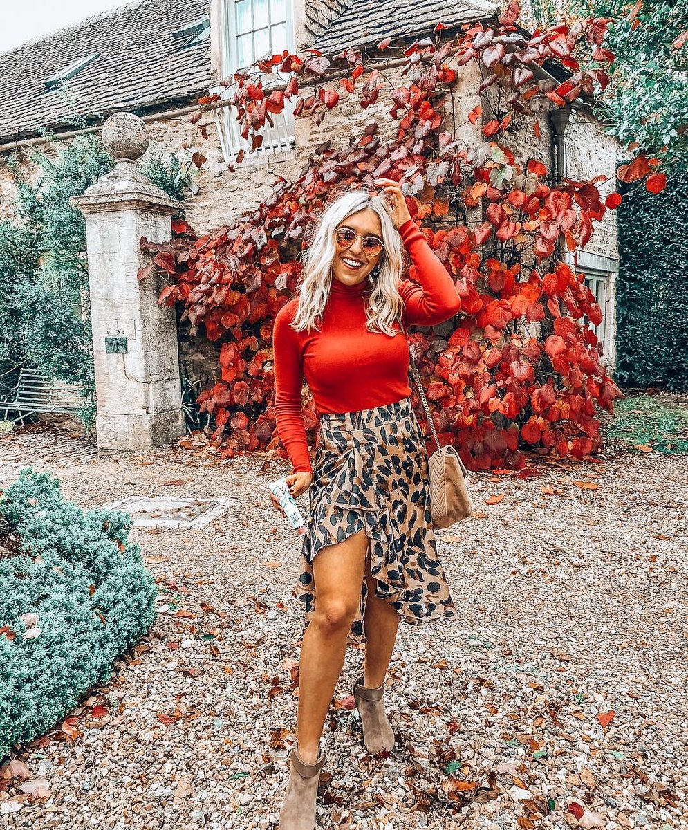 emshelx's tweet image. My most worn skirt this year is finally back in stock 🙌🏻 most versatile day to night skirt ever. Online here -&amp;gt; bit.ly/2CysT12 #yesmoreleopard #affiliate definitely don’t regret this purchase 🙌🏻