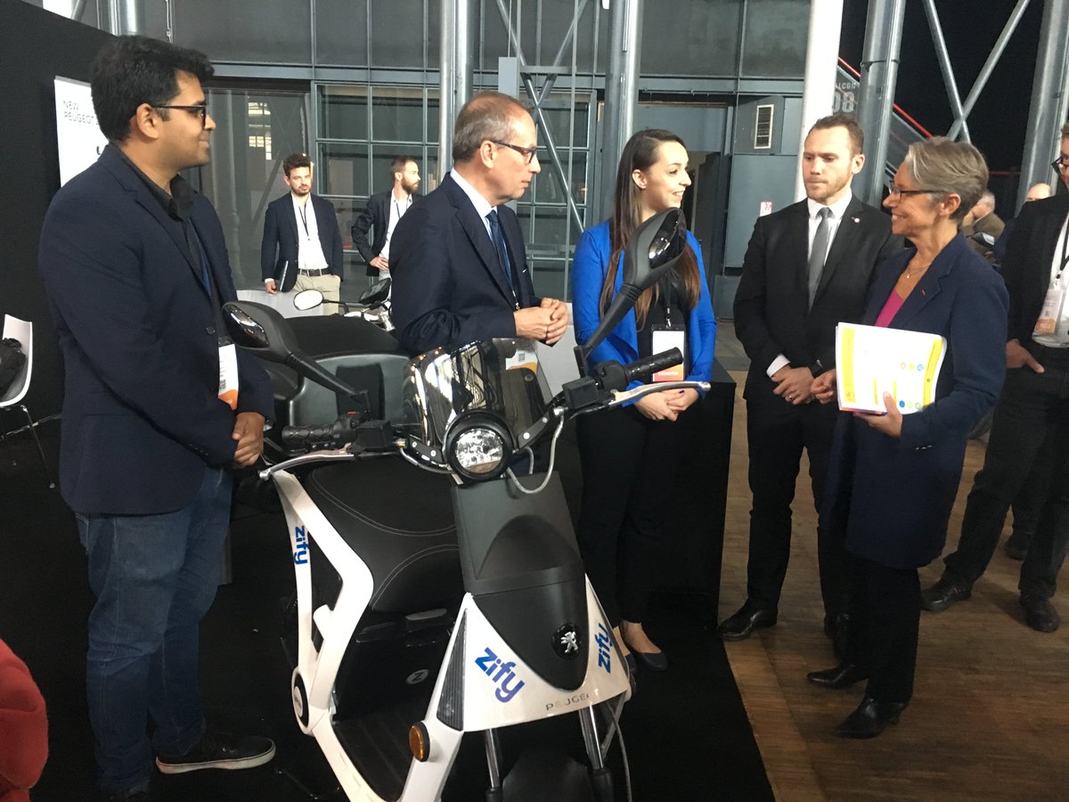 AUTONOMY's tweet image. L'application @FollowZify et Peugeot Motocycles vont lancer un service de scooters électriques à partager. Les membres de la communauté pourront visualiser instantanément et à proximité, les scooters électriques Peugeot rendus disponibles à la location. boursier.com/actualites/eco…