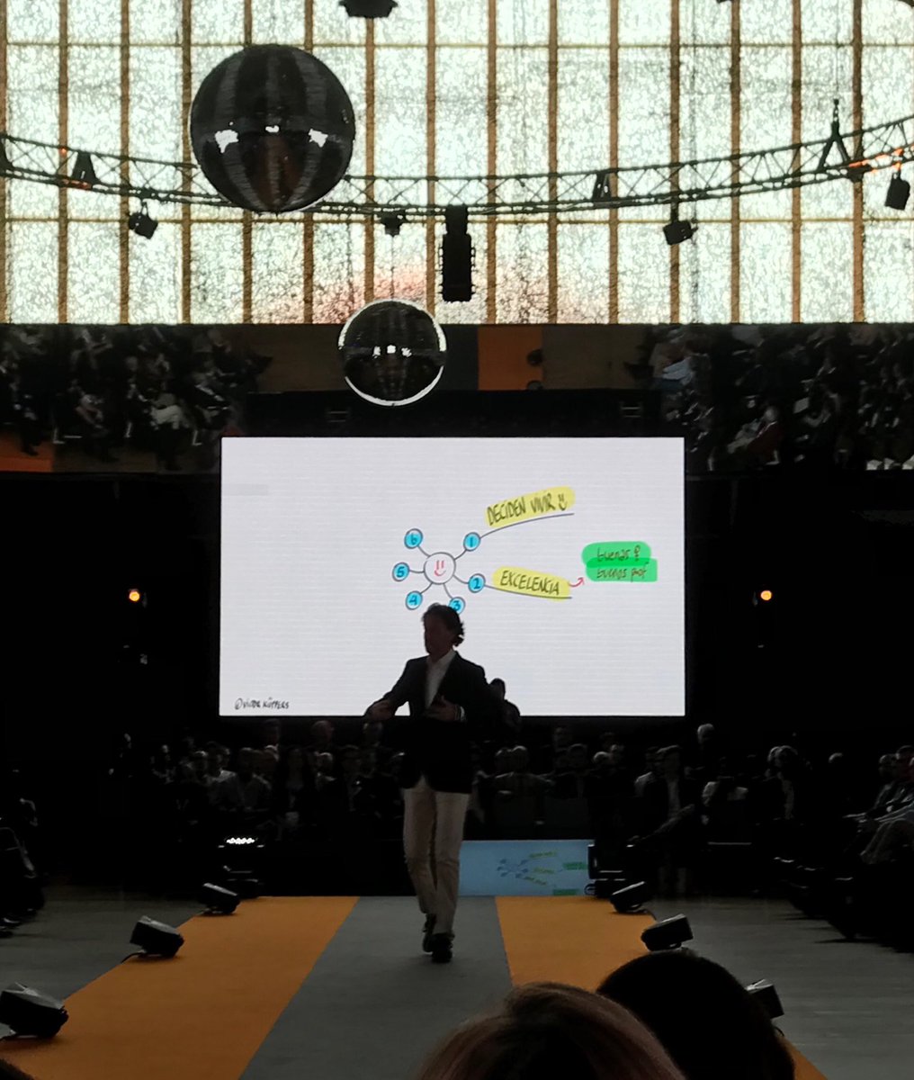 elenamb813's tweet image. #VictorKuppers: “es muy rentable ser buena persona”. ⁦@BMCSoftware⁩ en su evento anual en el #bmcexchange.
Maravilloso.