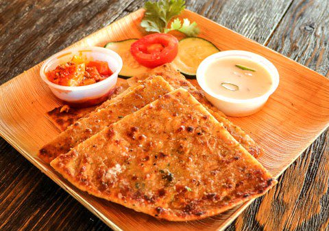 KitchensSubham's tweet photo. #subhamkitchens #chickenkeemaparatha #keemaparatha #chickenlovers #chicken #loadedchicken #keema #servedhot #soft #tasty #tryhere #opennow #subham #madhapur #hyderabad https://t.co/idGHk957Dp