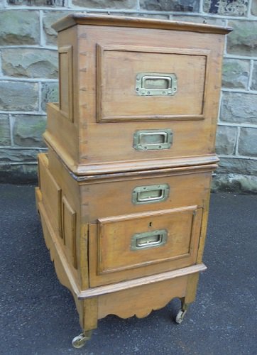 loveantiques's tweet image. Offered for sale we have these #Antique Pine Metamorphic Library #Steps from Town House Traders loveantiques.com/miscellaneous/… #librarysteps #library #interiors