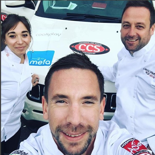 cchefsupplies's tweet photo. Our Team's are looking sharp this morning! Our Scottish team has just arrived in Edinburgh and our SouthWest Team are currently on route to their first winning Destination.#CannonballRun2018 @cannonballchefs @VisionarySkills @rakporcelaineu @CookplayCuisine @AmefaUK @UdaleOnline https://t.co/j0cDldL6yW