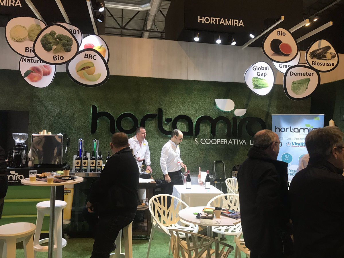 hortamira's tweet photo. Nuestro stand ya está listo @FruitAttraction https://t.co/lsjhVBUsze