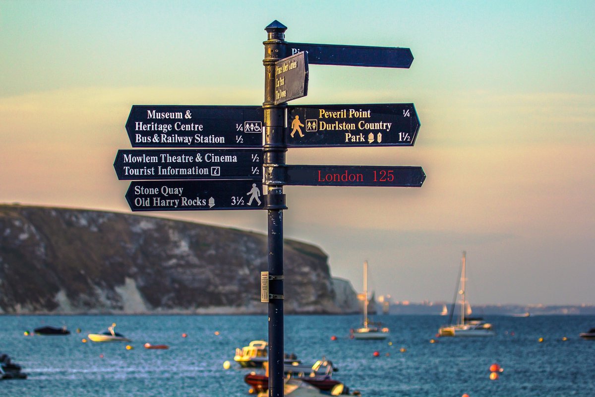 HallsPropLaw's tweet photo. Moving to #Dorset from #London, we're your first choice for local conveyancing. Bespoke service. https://t.co/lHMCC7F5ai https://t.co/5wlCNzYRLL