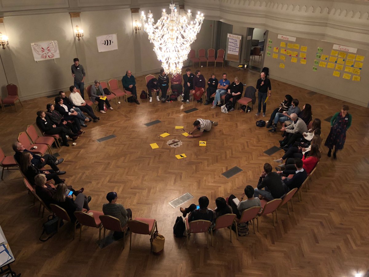 hajush's tweet image. #wosonos Morning news in Reykjavik #openspace